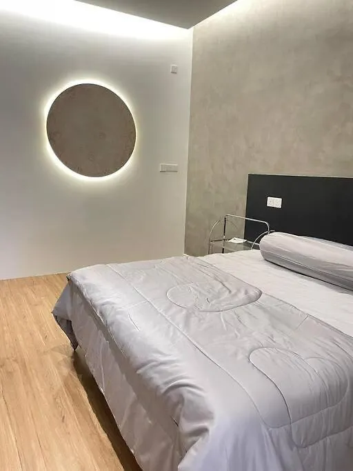 Entire Unit In Kuala Lumpur Daire 0*,  Malezya